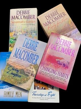 SALE!!! Romance set of 9 novels Debbie Macomber